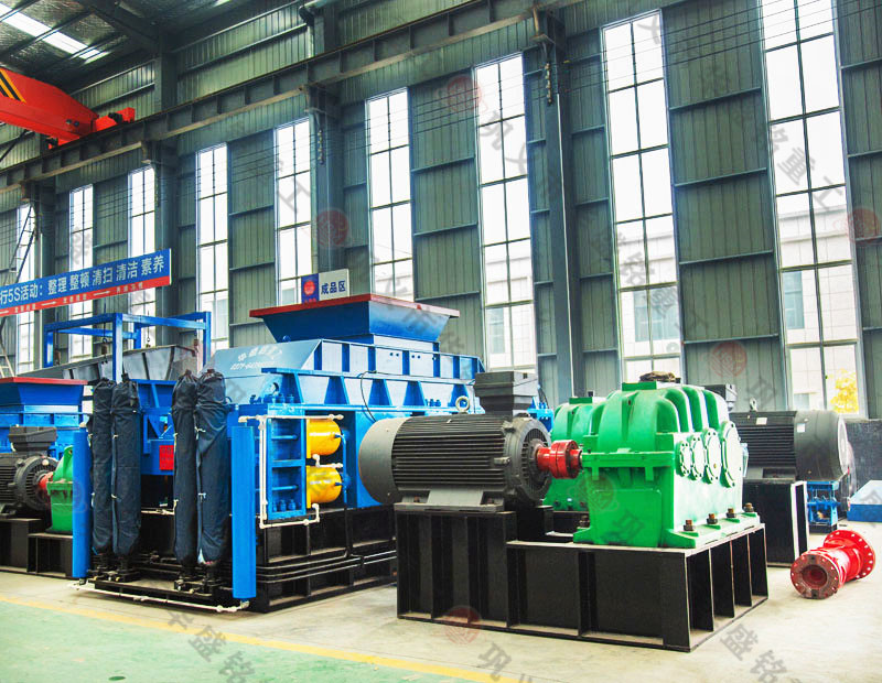 鞏義液壓對輥制砂機多少錢一臺？